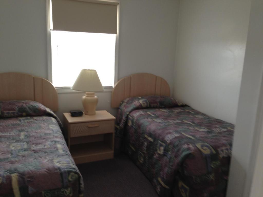 Settler'S Inn & Motel Plaster Rock Rum bild